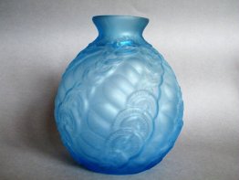 #1748  Art Deco Glass Vase from France, circa 1930s  **SOLD** December 2019