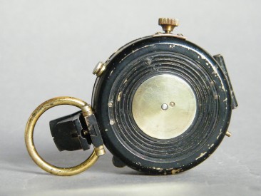 #1670  World War One (1914 - 1918) Army Officer's Compass  **SOLD** October 2019