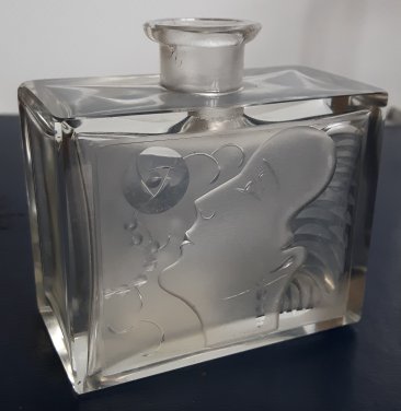 #1847  Art Deco Glass Scent Bottle, circa late 1920s