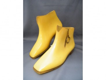 #0456 Rare Pair of Yellow 1960s Mary Quant Designed " Quant Afoot" Ankle Boots - Unused **SOLD** to USA  2016