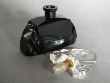 #0898 1920s Art Deco Glass Scent Bottle **SOLD**