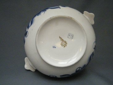 #1694  Soviet Russian Blue & White Porcelain Tureen, circa 1970s  **SOLD** 2018