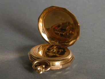 #0853 Antique 18K Gold Ladies Remontoir Pocket Watch, circa 1875-1910 **SOLD**