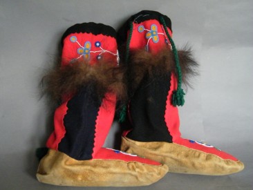 #1126 Native American Moccasin 'Boots', circa 1930 - 1960