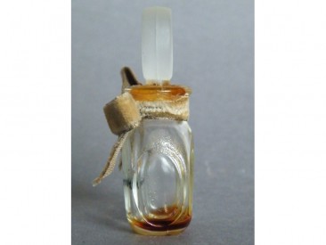 #0393 Small Cabochard Perfume Bottle circa 1959 **SOLD**