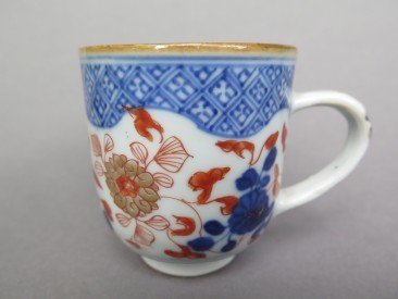 #1595  Early 18th Century Chinese Imari Export Coffee Cup, circa 1723 - 1735  **Sold** in our Liverpool shop - June 2018 / 利物浦店内售出 - 2018年6月