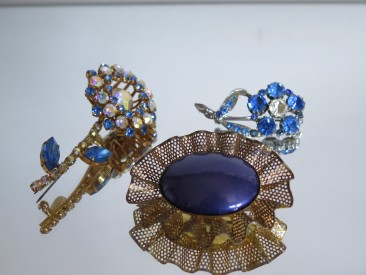 #1592  Blue and Lustre Diamante Brooch, circa 1950s  **SOLD**  2017