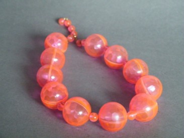 #0362 1960s Pink Plastic Necklace - Unused **SOLD**