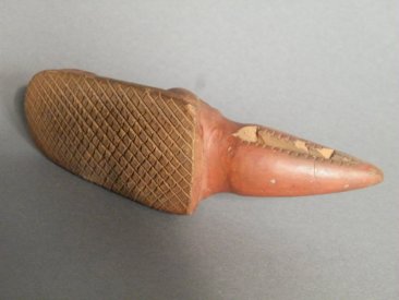 #1625  Rare Crocodile Form Burnished Earthenware Egyptian Foot Rasp