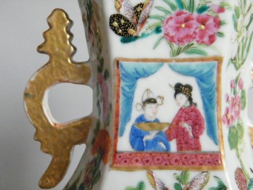 #0783  Early 19th Century Famille Rose Vase Jiaqing 1795-1820  **SOLD**  2018