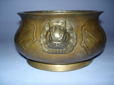 #0094 18th/19th Century Chinese Bronze Censer **Sold**to Germany - May 2010 售至德国 - 2010年5月