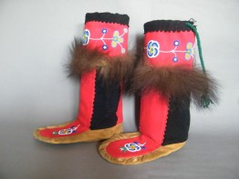 #1126 Native American Moccasin 'Boots', circa 1930 - 1960