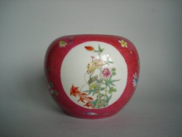 #0132 Finely Decorated Chinese Jar or Lantern - Qianlong Mark  **Sold** to China - November 2008 售至中国 - 2008年11月