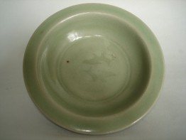 #0203  Chinese Longquan Green Ware 'Marraige' Dish - Yuan Dynasty (AD 1279-1368)  **Sold** through our Liverpool shop - February 2011 利物浦店内售出 - 2011年2月