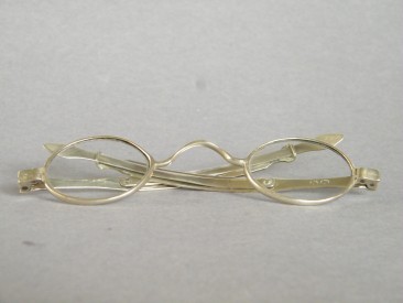 #1638  Cased Early Victorian Spectacles with Rock Crystal Lenses by John Holmes, London, circa 1838  **Sold**  August 2018