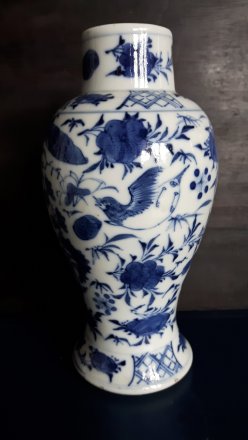 #1620 Blue & White Chinese Export Vase, late 19th/20th Century  **Sold 2022****