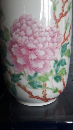 #0386 Rare Chinese Fencai Peony Vase Hall for the Cultivation of Virtue, Republic Period (1912-1949) **Sold** April 2021