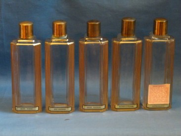 #1019 Rare 1930s Fitted Leather Elizabeth Arden Theatrical Make-Up Case