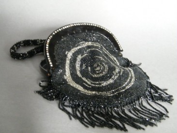 #0935 1920s Beaded Evening Bag  **SOLD**