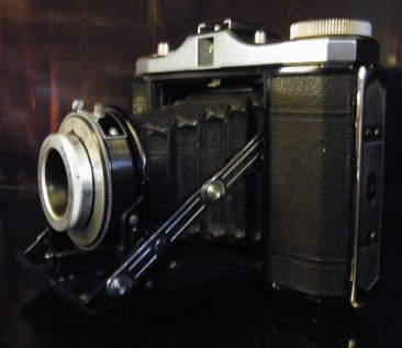 #1170  1949 Zeiss-Ikon Nettar Camera, Made in Germany, *Sold* 2018