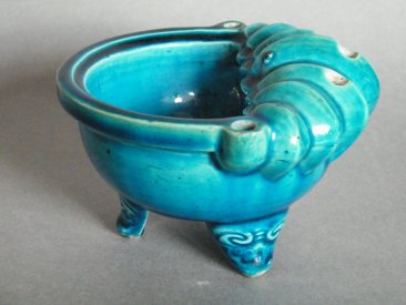 #1616  Rare 18th Century Turquoise Glazed Bat Form Censer -  Price on Request 售价待询