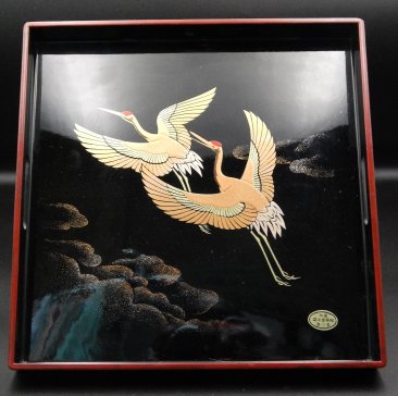 #1866  Japanese Gold Lacquered "Flying cranes" Tray