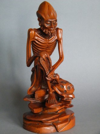 #0009   18th Century Chinese Boxwood Figure 'Damo'  -  Sold to China - April 2012 售至中国 - 2012 年4月