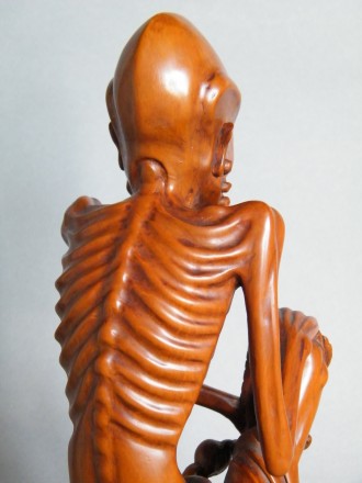 #0009   18th Century Chinese Boxwood Figure 'Damo'  -  Sold to China - April 2012 售至中国 - 2012 年4月