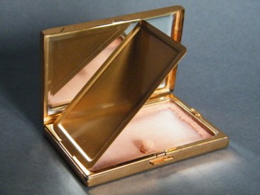 #0538 Mother of Pearl Inset "Acme" Powder Compact circa 1945-1965 **SOLD**