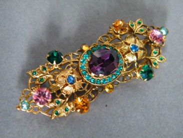 #0435 1930s or 1940s Gilt Metal Brooch **SOLD**