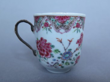 #1483  Chinese Export Porcelain Coffee Cup, Yongzheng (1723-1735) **SOLD**  July 2018