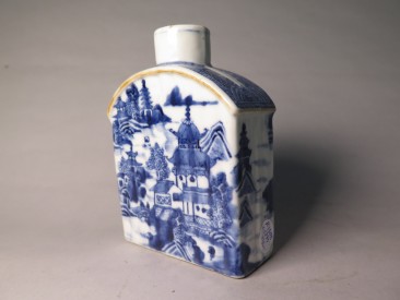 #1508 Blue & White Chinese Export Porcelain Tea Cannister, Qianlong Reign (1736 - 1795)  **SOLD**  2017