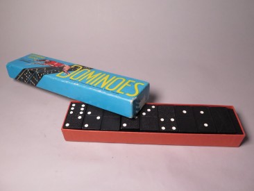 #1549   Greyhound Dominoes Set, circa 1960s or 1970s **SOLD** March 2017