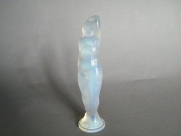 #1786  Art Deco Sabino Glass Figure, circa 1930s **Sold** September 2021