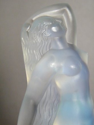 #1786  Art Deco Sabino Glass Figure, circa 1930s **Sold** September 2021