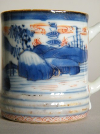 #1642  Rare Chinese Export Porcelain Miniature Ale Tankard form Coffee Can, circa 1700-1730