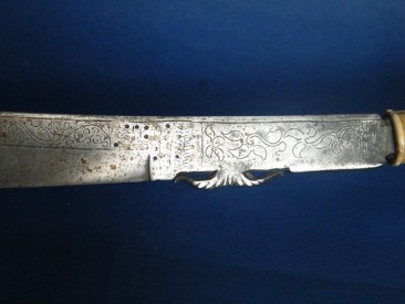 #1063  Antique Dayak Sword from Borneo, circa 1880-1910  **Sold**  to the Netherlands June 2015 售至荷兰 - 2015年 6