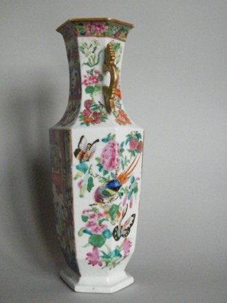 #0783  Early 19th Century Famille Rose Vase Jiaqing 1795-1820  **SOLD**  2018