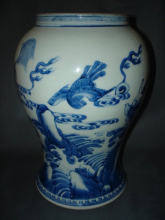 #0100 17th/18th Century Chinese Blue White Balluster Vase - Kangxi Reign (1662-1722) **Sold** to Switzerland, January 2009 售至瑞士 - 2009年1月