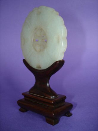 #0122  Chinese Greenish-White Jade Pendant 18th/19th Century **Sold** to UK - August 2009 售至英国 - 2009年8月