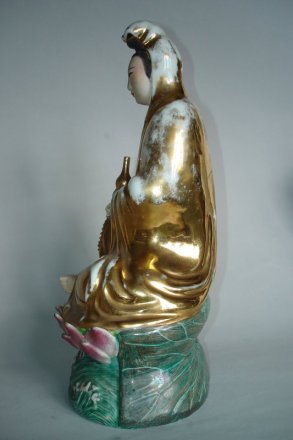 #0149  Chinese Porcelain Guanyin - Republic Period  circa 1920-1940  **Sold** through our Liverpool shop - July 2009 利物浦店内售出 - 2009年7月