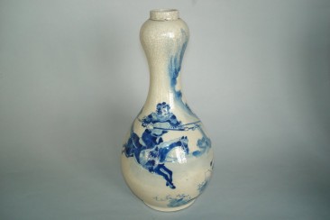 #0101   Chinese 17th Century Transitional Style Garlic Necked Vase **Price on Request**