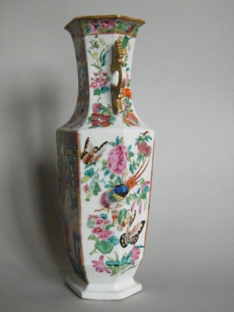 #0783  Early 19th Century Famille Rose Vase Jiaqing 1795-1820  **SOLD**  2018