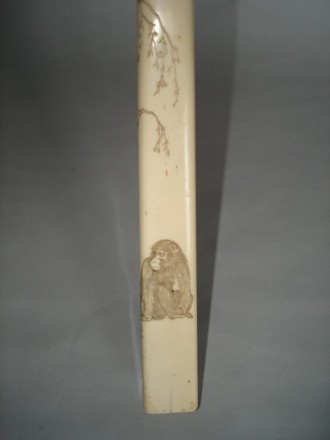 #0052 Signed Japanese Ivory Umbrella Handle - Meiji Period (1868-1911) **Sold** to Belgium  - March 2008 售至比利时 - 2008年 3月