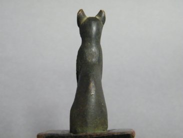 #1401 Rare Ancient Egyptian Bronze Cat, Late Period (664 - 332 BC)**Sold** to France - July 2015/售至法国 - 2015.7