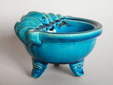 #1616  Rare 18th Century Turquoise Glazed Bat Form Censer -  Price on Request 售价待询